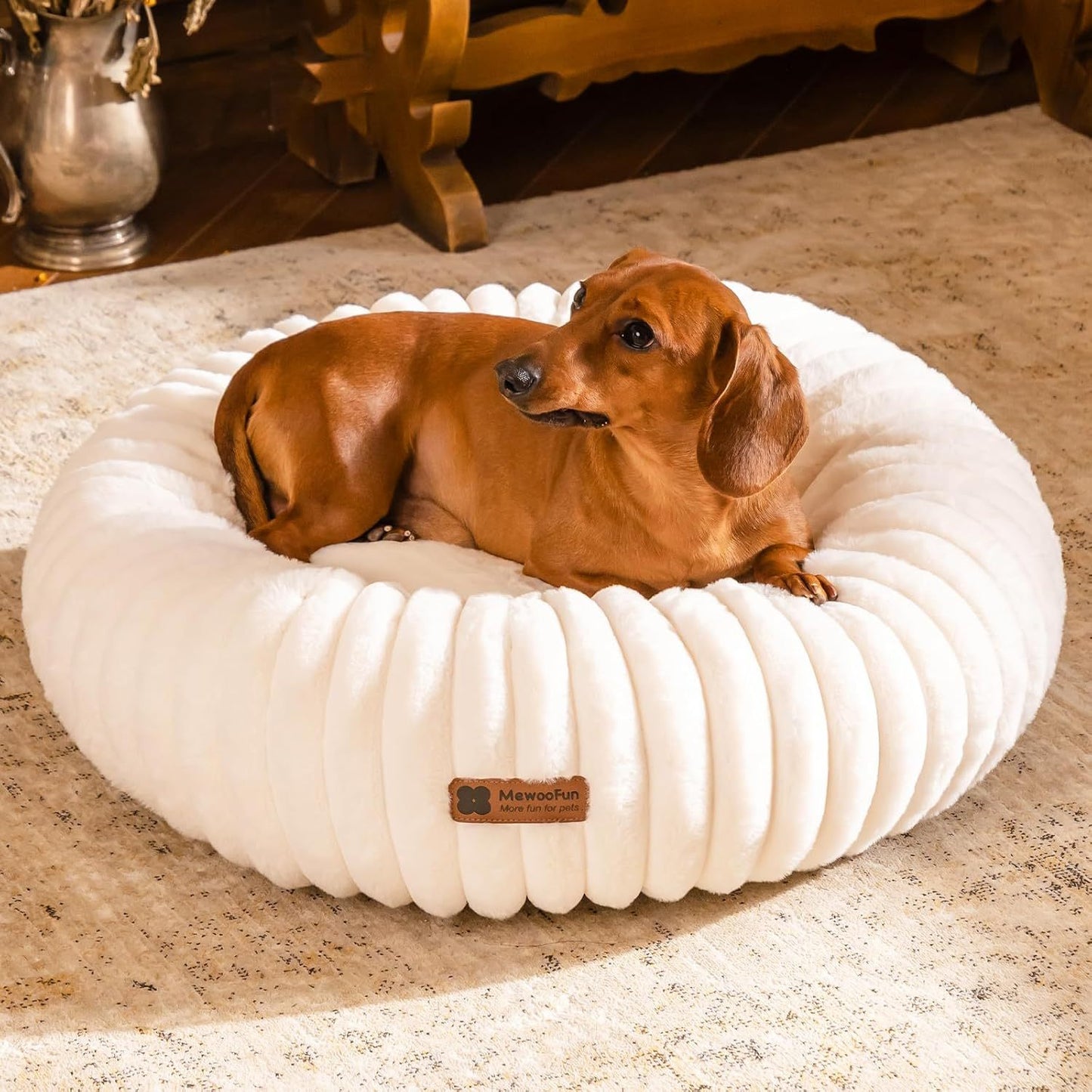 Calming Donut Dog Bed – Plush, Washable & Non-Slip