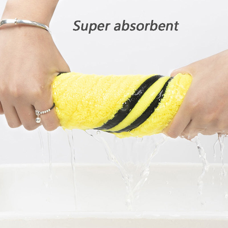 Quick-Dry Dog Bath Towel – Super Absorbent Microfiber Pet Drying Towel for Dogs